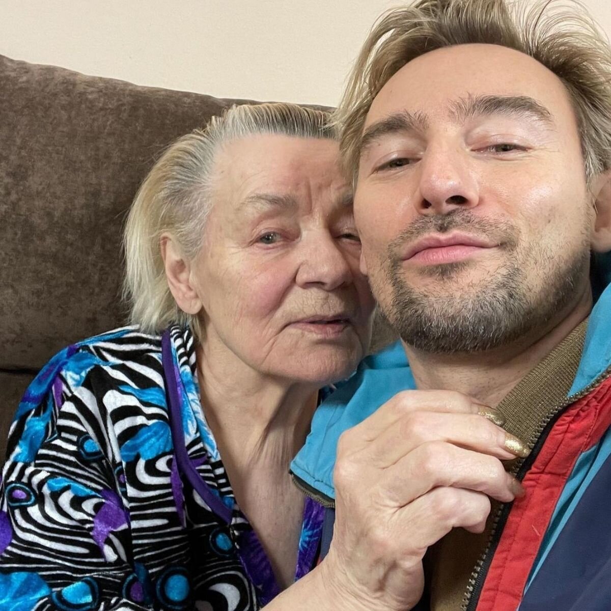 Алан Бадоев вместе со своей мамой