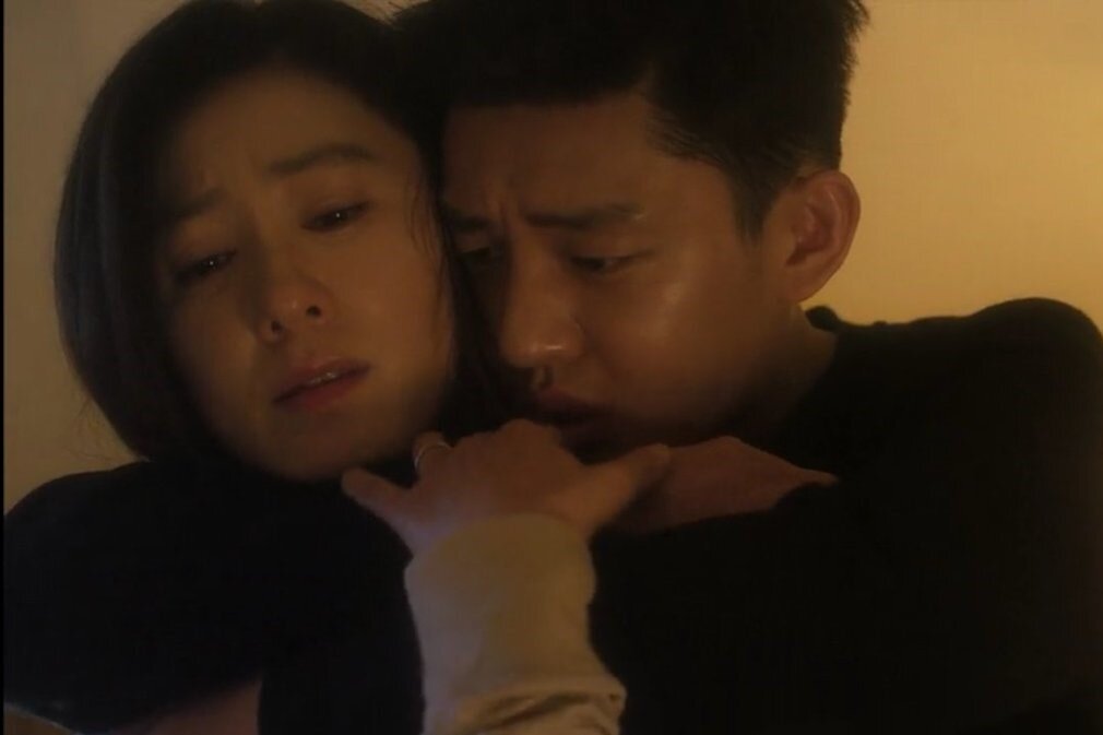 Ю А Ин и Ким Хи Э в дораме "Тайный роман"