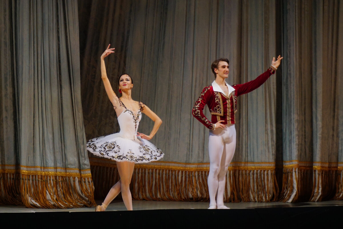 Рената Шакирова, Евгений Коновалов