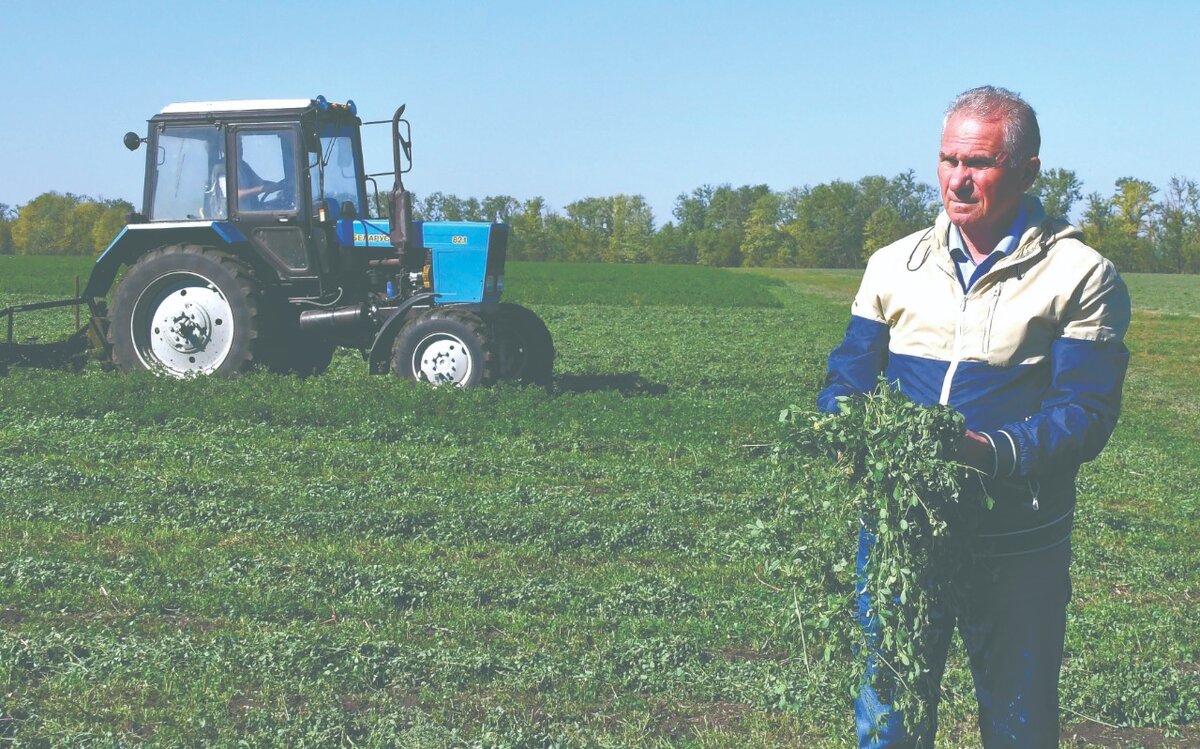 Александр Шипулин считает, что фермерам нужно объединяться, иначе будет трудно конкурировать с крупным бизнесом. Фото Ивана ЖУРАВЛЕВА.