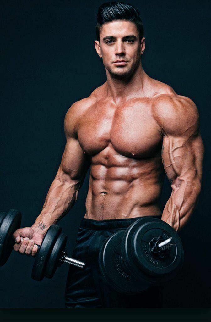 Бодибилдер в соревновательной форме