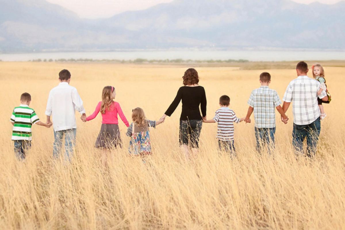 Кто сказал, что в России плохая демография? Нет, она затаилась, на время.... Источник: Яндекс.Картинки.