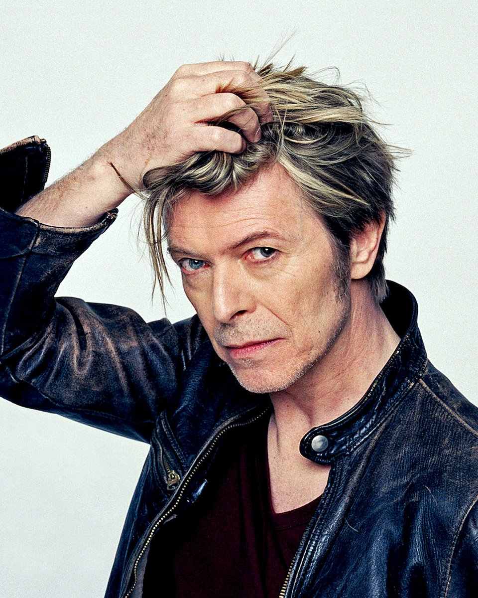 David bowie википедия. Дэвид Боуи. Дэвид Боуи фото. David Bowie Дэвид Боуи. Дэвид Боуи 2008.