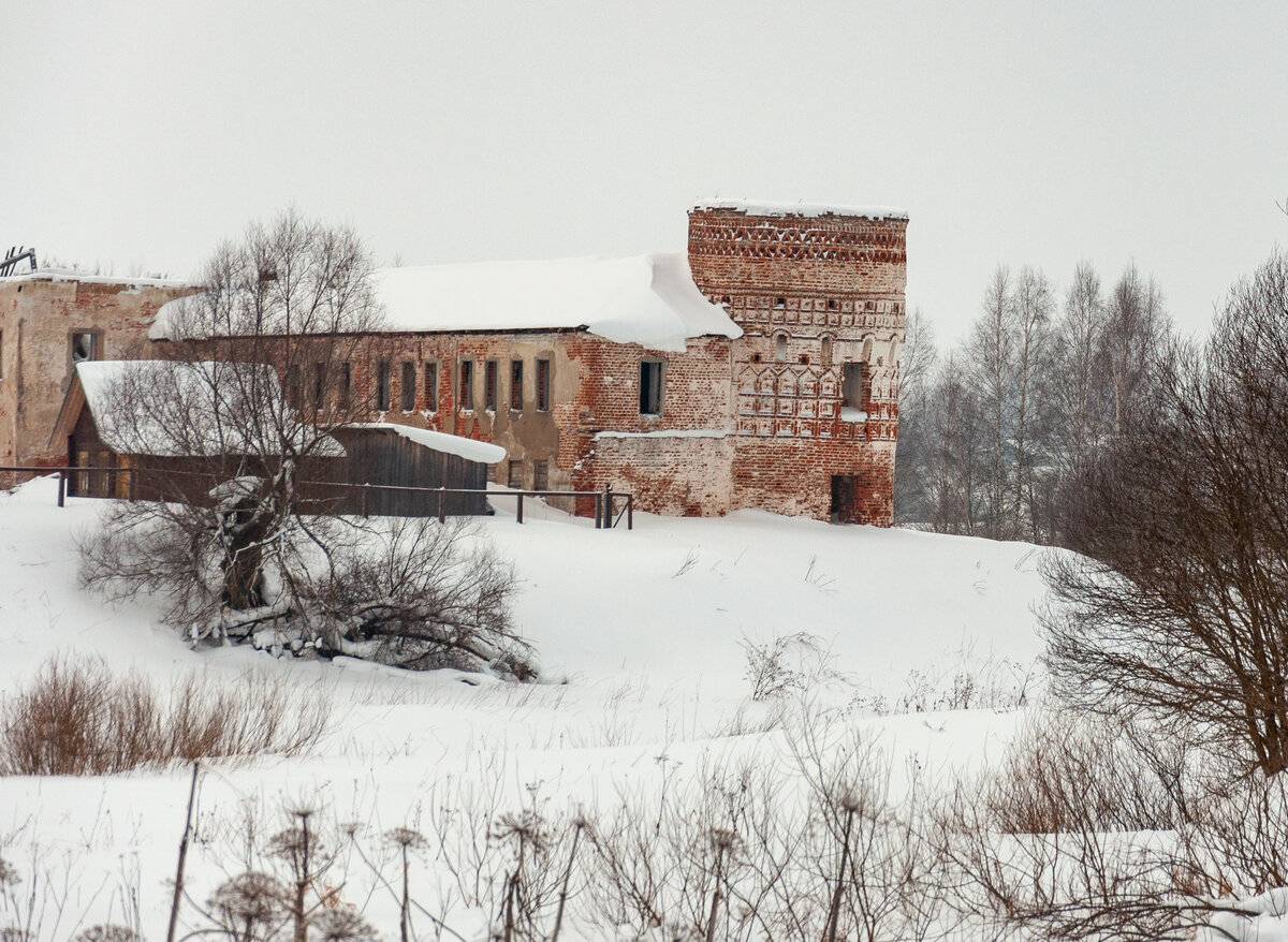 Краснохолмский Николаевский Антониев монастырь