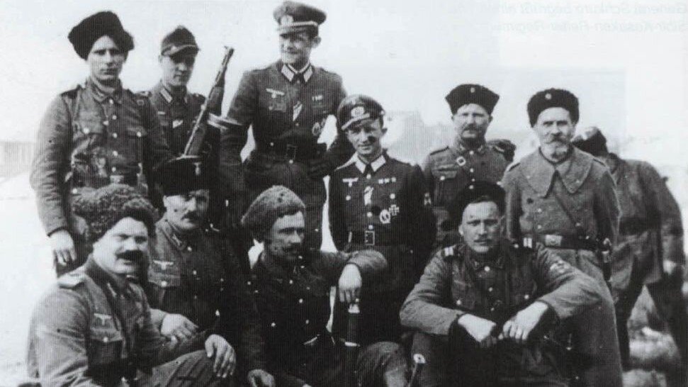 Казаки на службе вермахта   —   источник:forum.bratsk.org