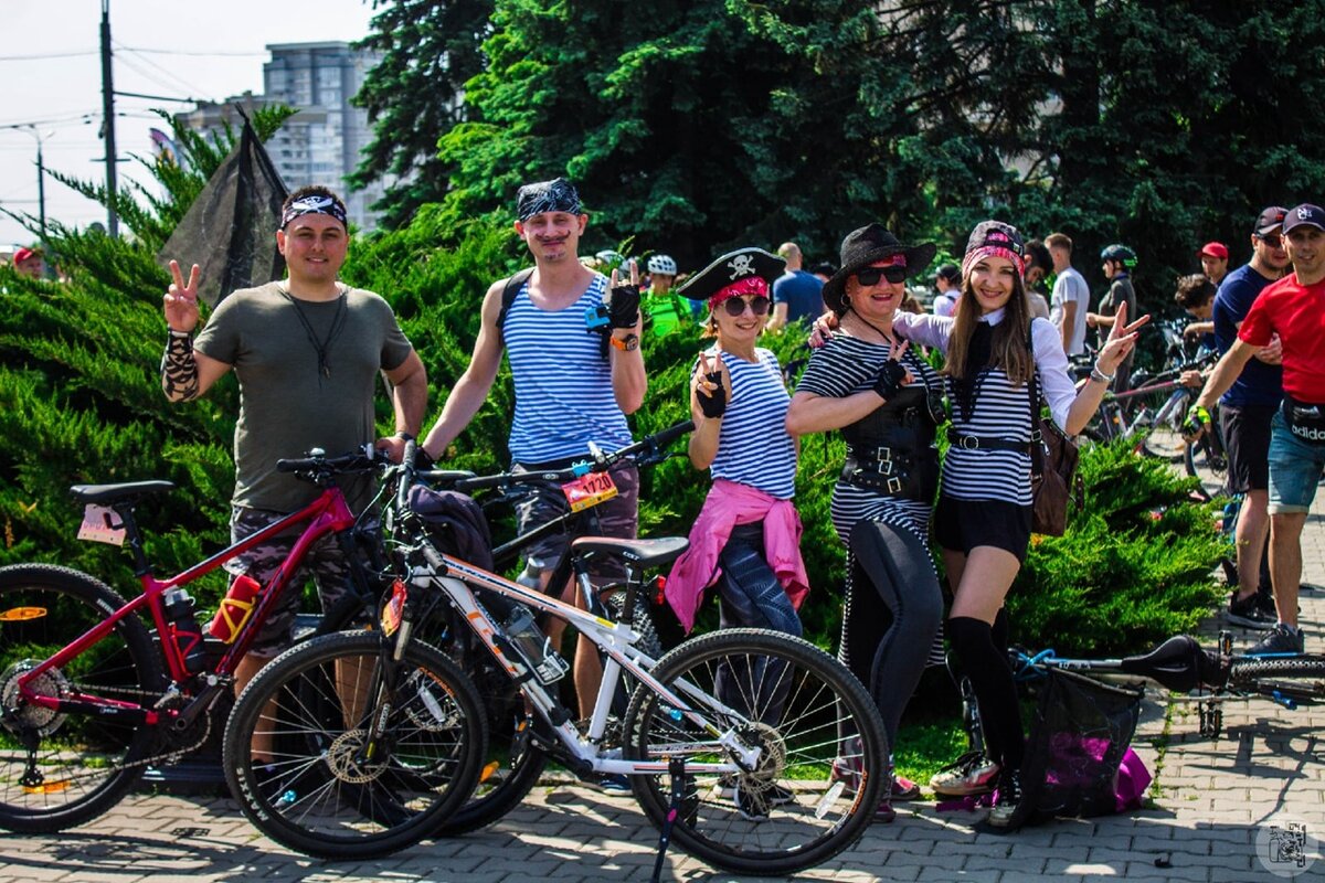 Участники Велопарада, фото vk.com/veloparadrostov 