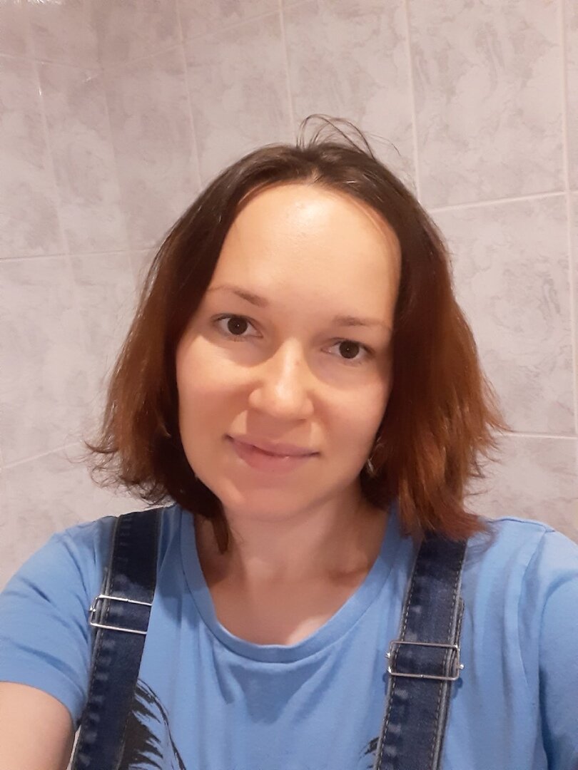 Автор. В медучреждении особо не пофотографируешься.