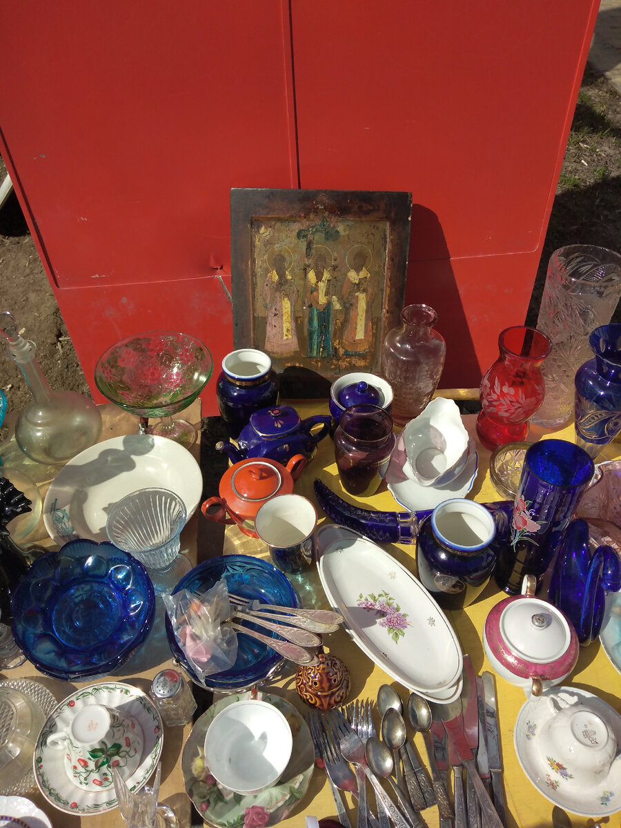 СТАРИННАЯ ИКОНА, ПОСУДА  РАЗНЫХ ЛЕТ И ПРОЧЕЕ, ПРОЧЕЕ... 