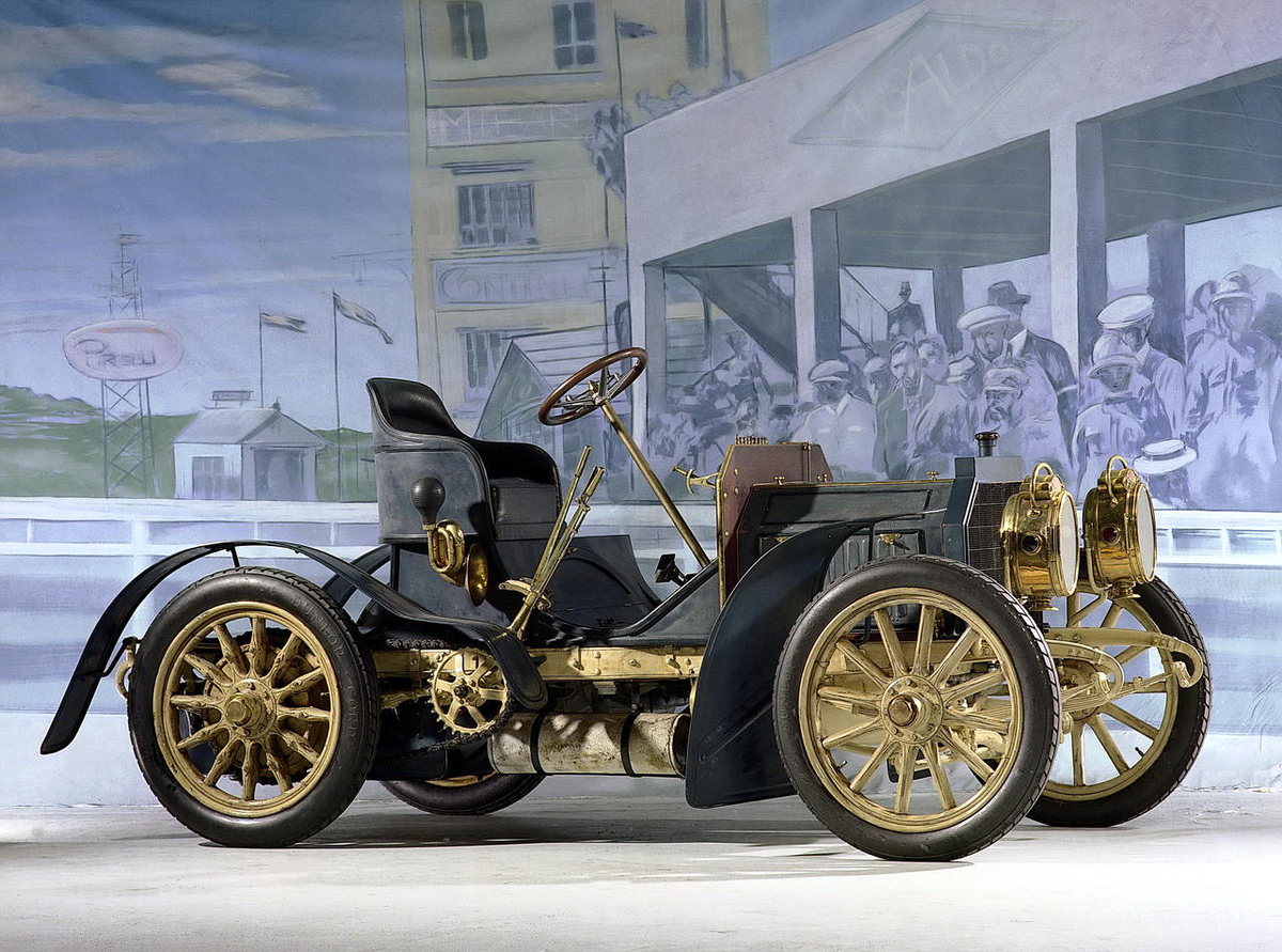 Как сын бедного машиниста изобрел первый в мире автомобиль / История  Mercedes-Benz | OrenSise | Дзен