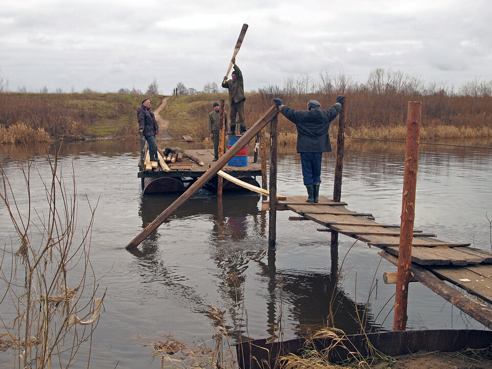 Наши руки не для скуки.