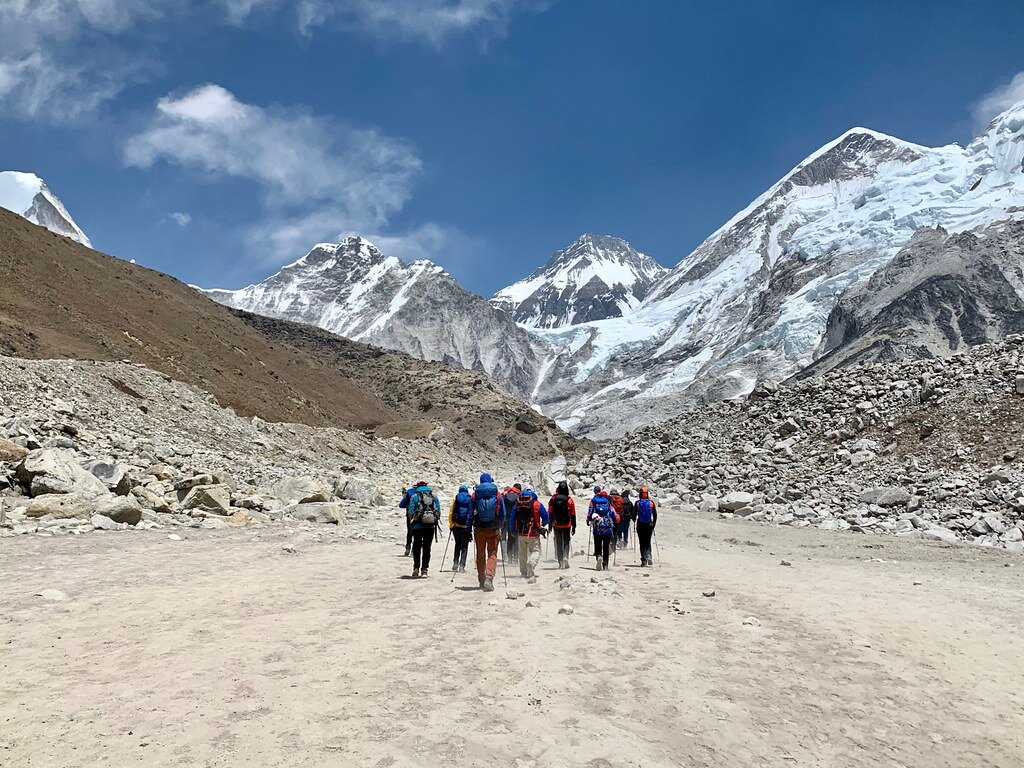 Базовый лагерь Эвереста высота. Эверест Camp 5000 Meters. Эверест базовый лагерь 2022 фото. Непал традиции.