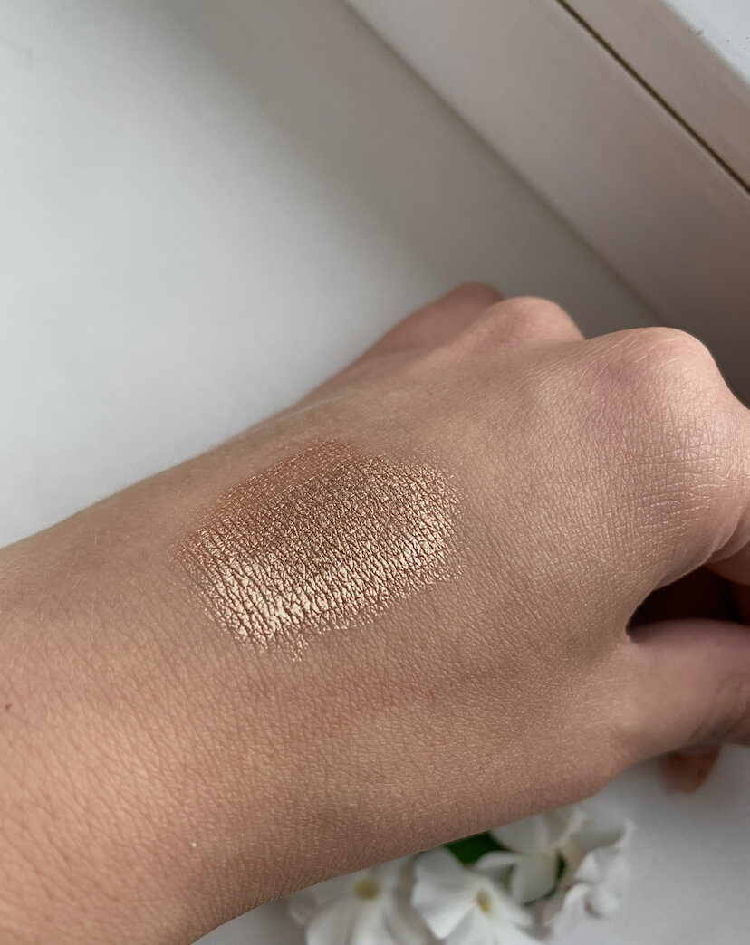 LUXVISAGE metal hype