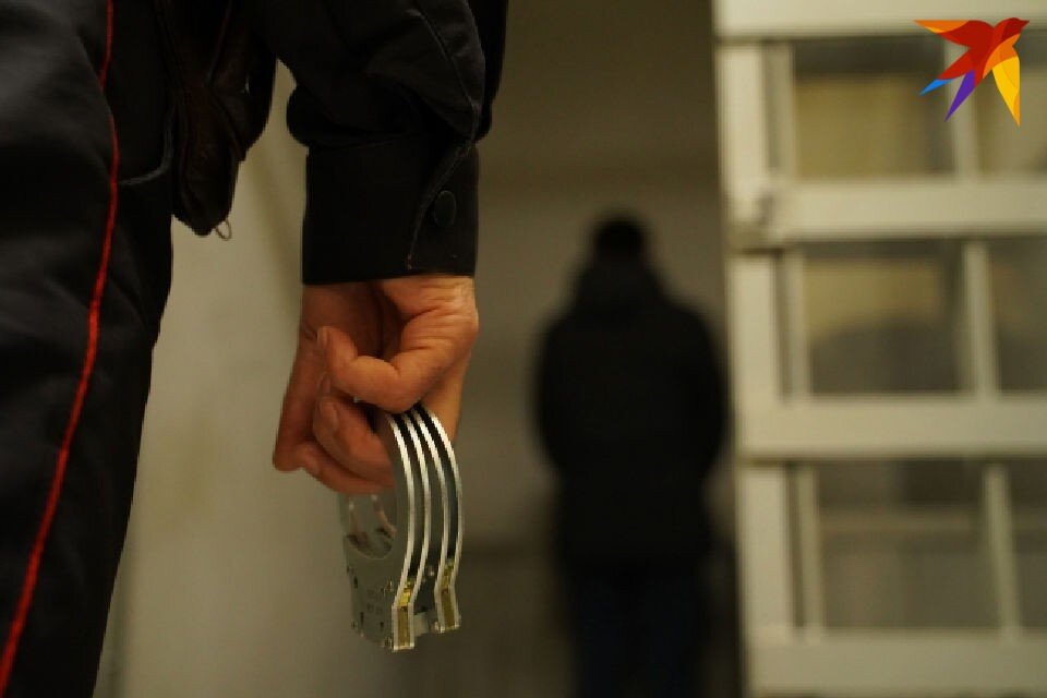     Ранее мужчина уже привлекался к уголовной ответственности за совершение имущественных преступлений. Светлана МАКОВЕЕВА
