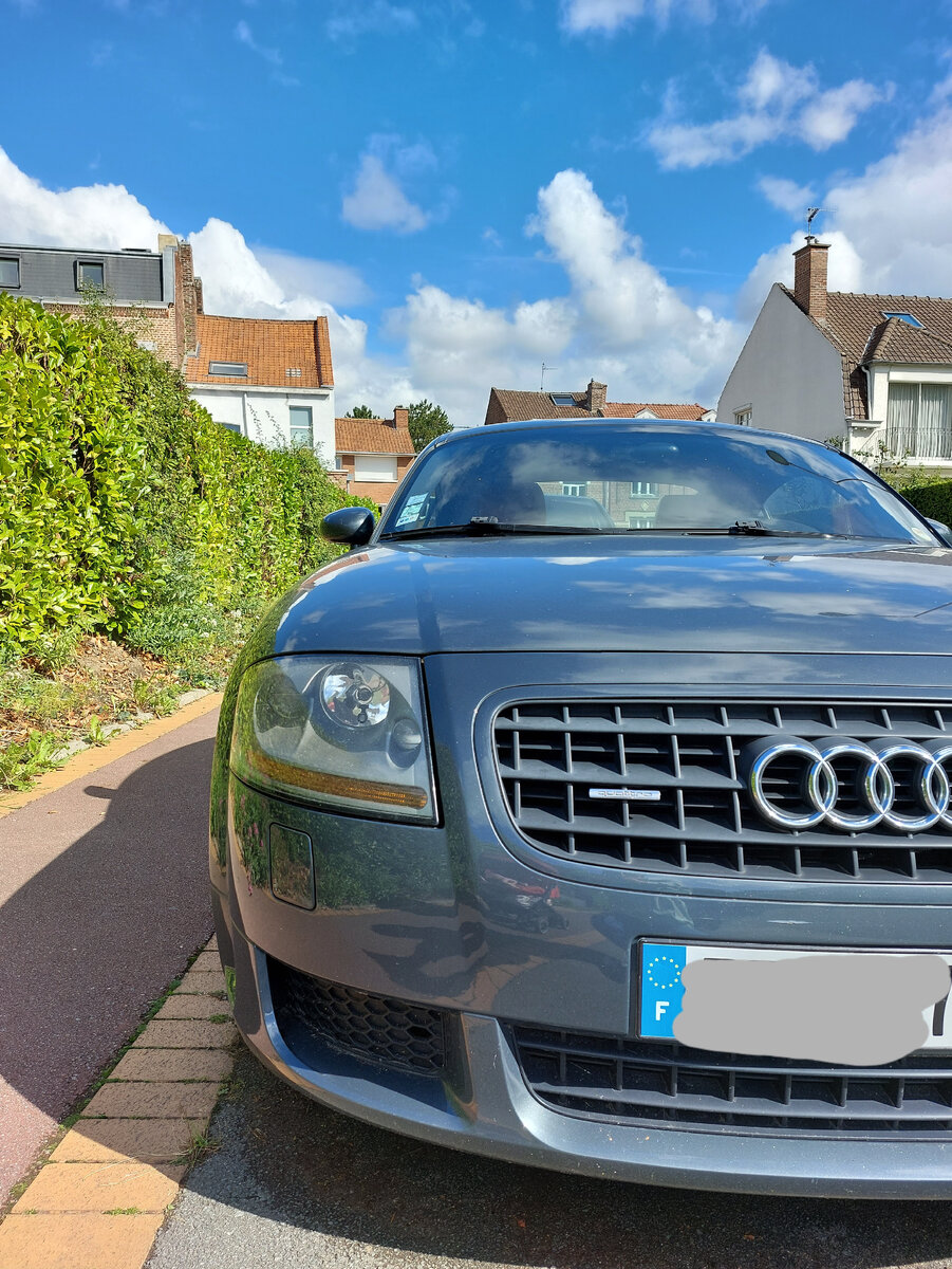 Машина как новая, хотя ей почти 20 лет!