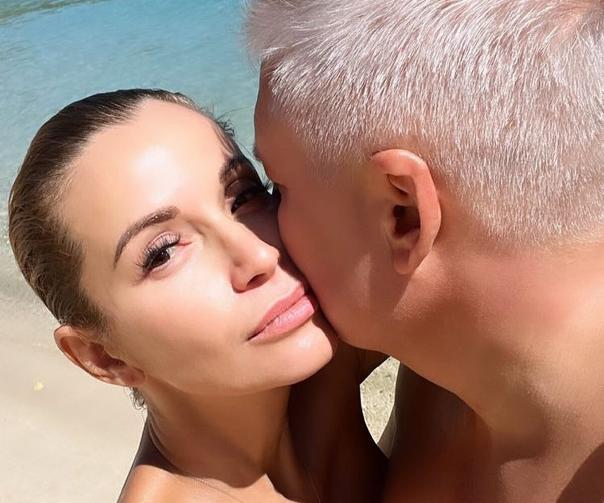     Беременная на пляже: 44-летняя Ольга Орлова призналась, что ждет ребенка. Видео!