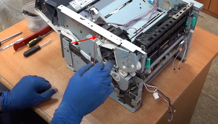 Фото 112. Извлекаем резиновый вал