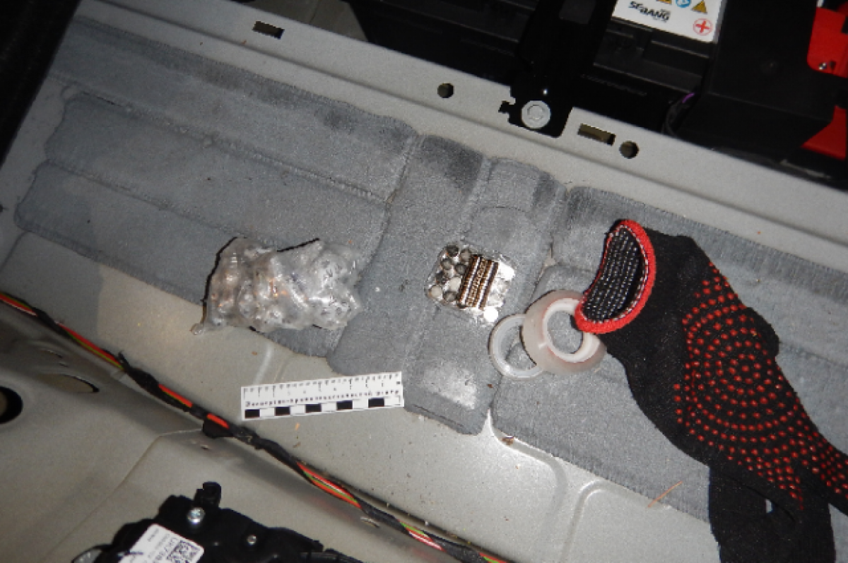    Пензенские полицейские задержали москвичей, сбывавших наркотики