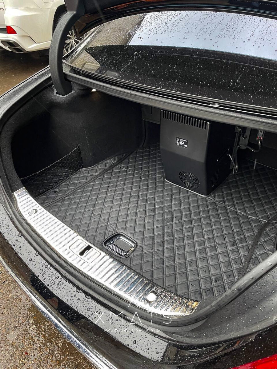 Коврики из экокожи на Mercedes-Maybach W222