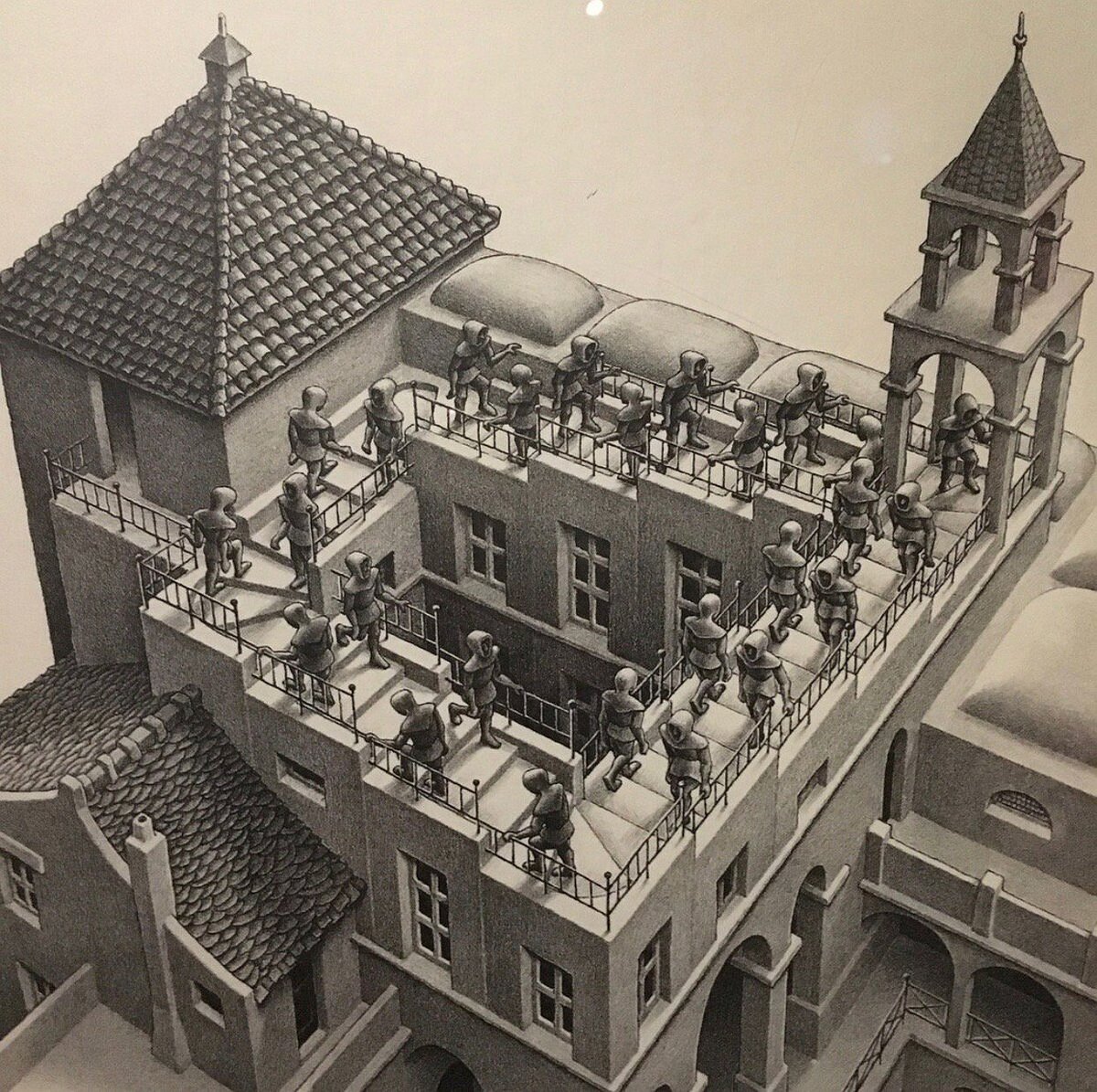 М. К. Эшер "Спускаясь и поднимаясь" (1960, фрагмент). На этой гравюре изображена т.н. "лестница Пенроуза", придуманная, как ни странно, шведским художником Оскаром Рутерсвардом (а отец и сын Пенроузы её только смоделировали)