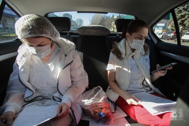    Мобильная бригада медиков Денис Абрамов © ИА REGNUM