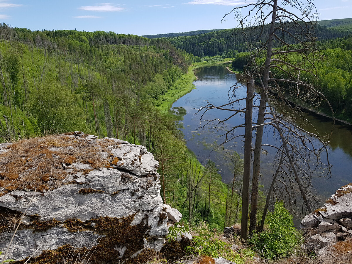 Усть койва пермский край. Поселок Усть Койва. Красный камень Усть Койва. Река Чусовая. Камень Филин. Камень синий река Койва.