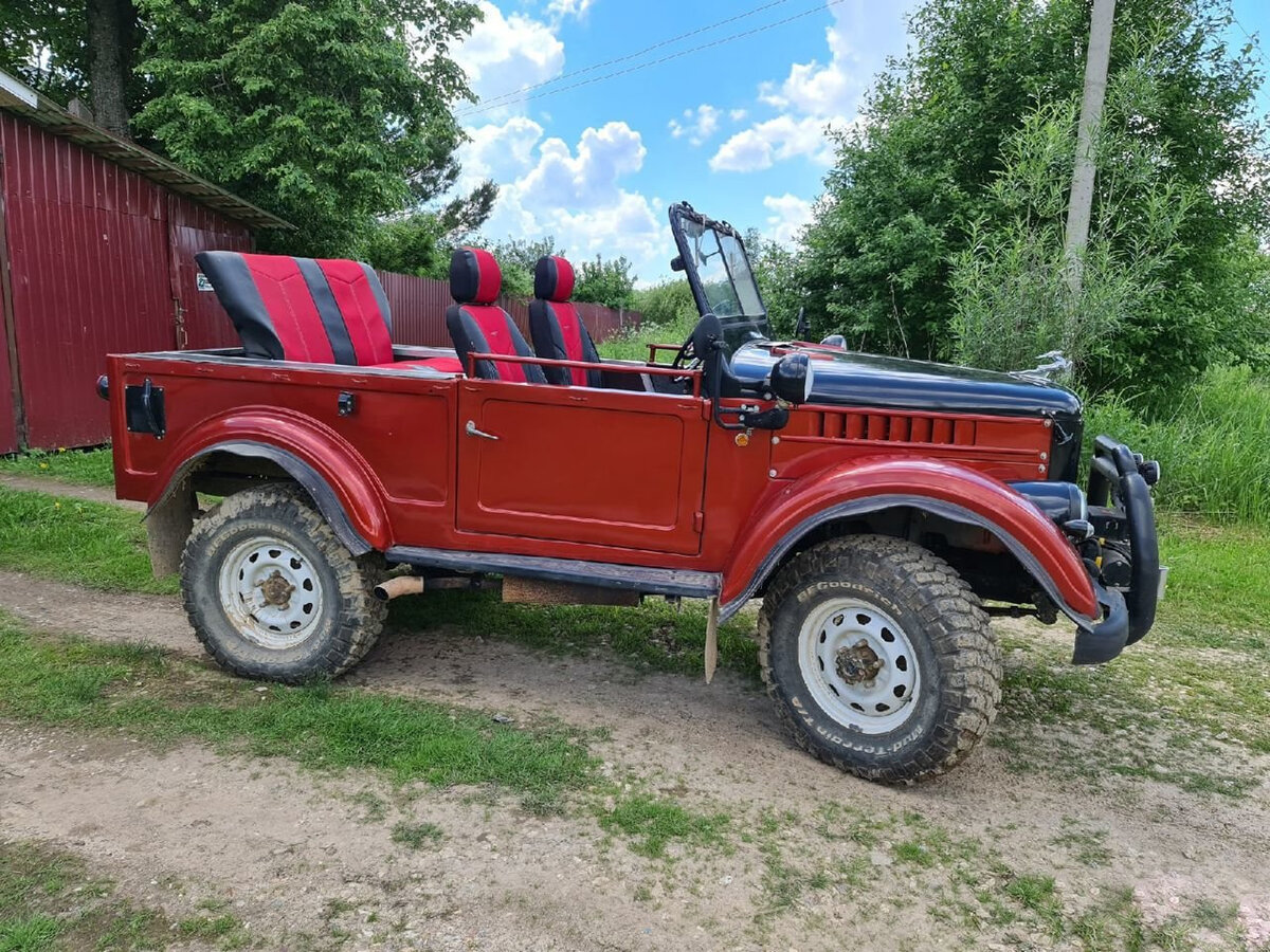 Тюнингованный ГАЗ 69 выглядит нелепо (фото с авито.ру)