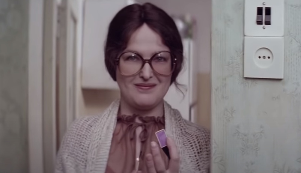 Кадр из фильма «Блондинка за углом». Источник youtube.com