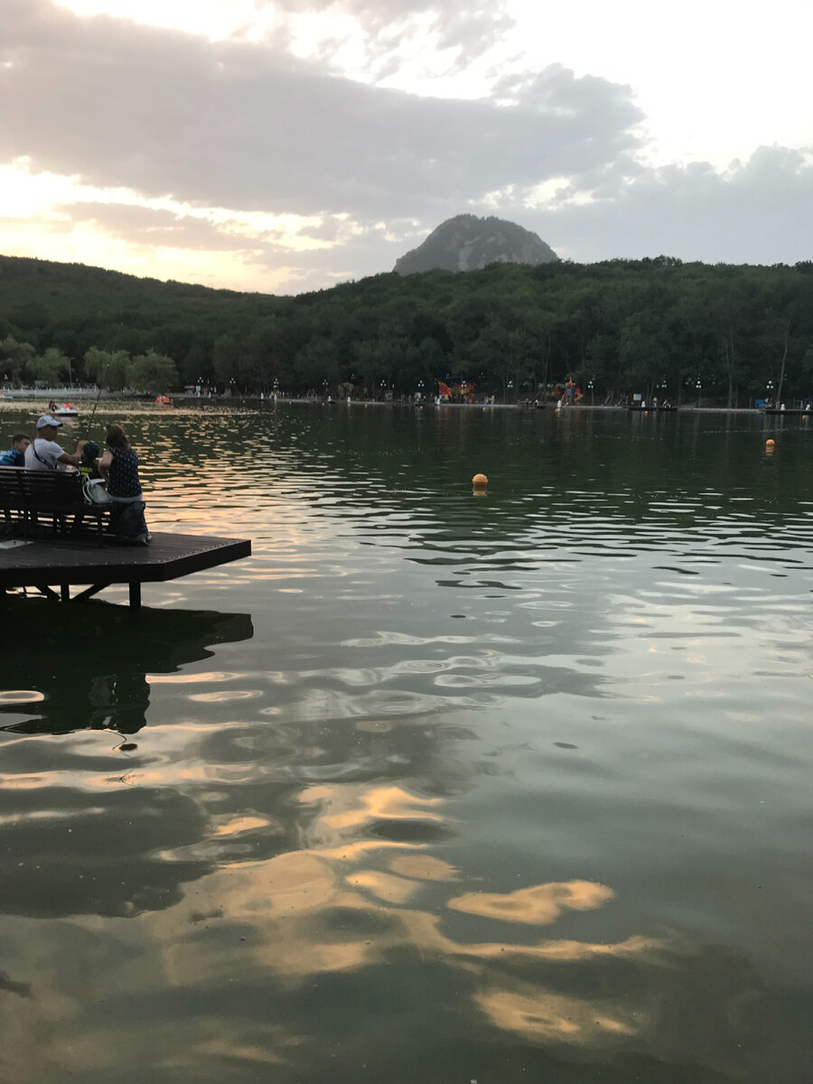 Городское  озеро Железноводска. Фото автора