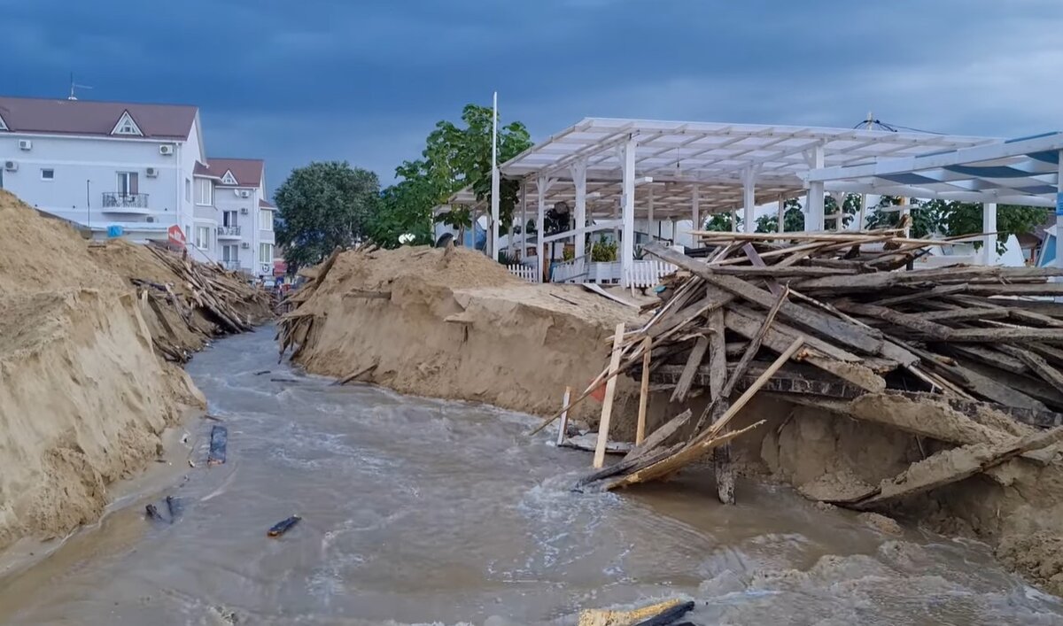 В Анапе снесли еще один участок уникальных песчаных дюн на улице Морская в  Джемете | Сибиряки на море | Дзен