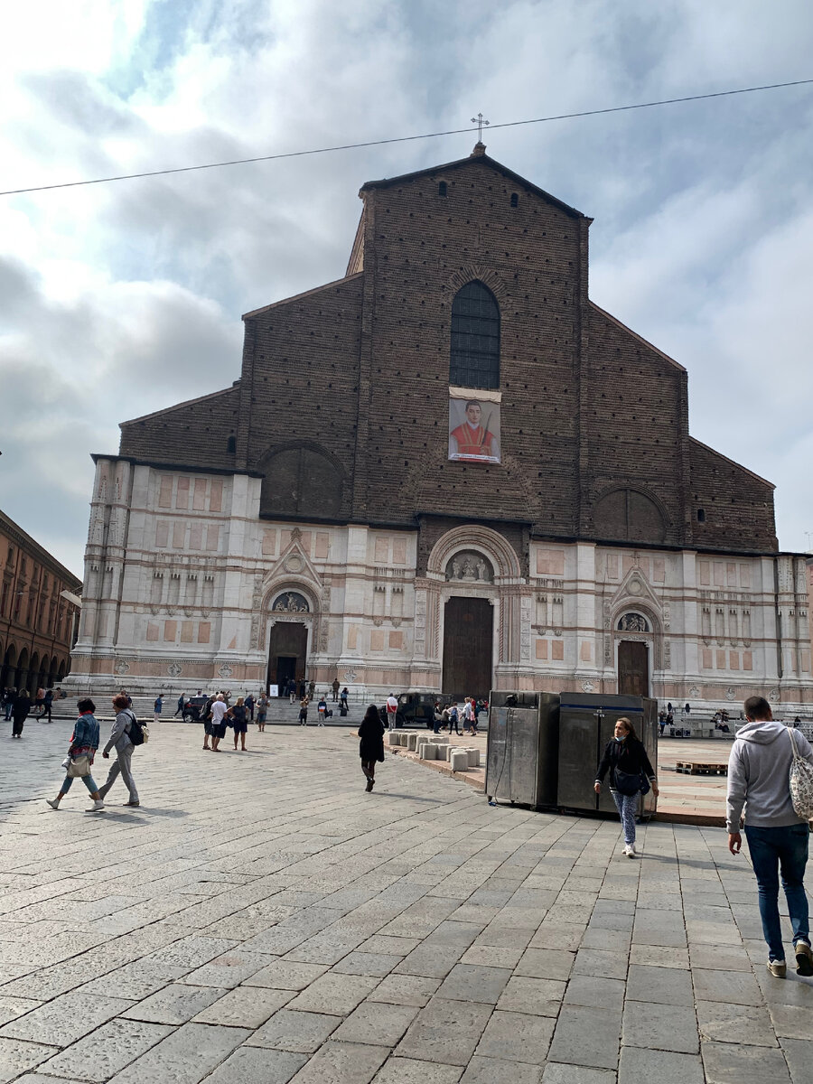 Базилика Сан-Петронио