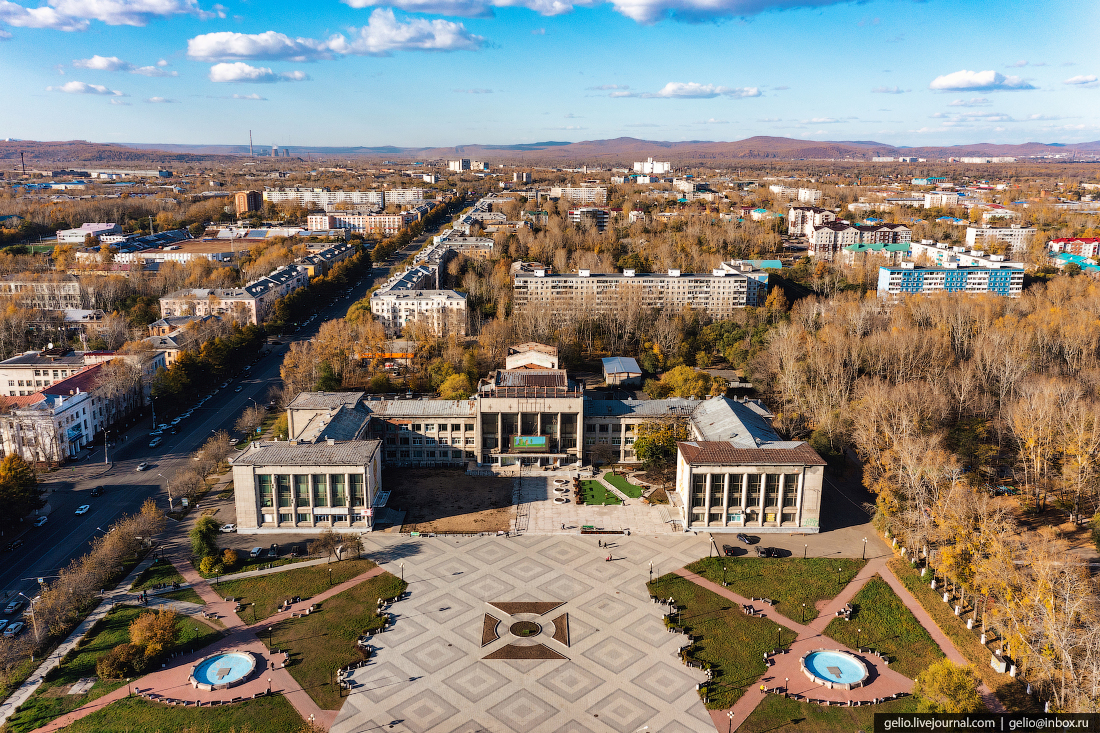 Комсомольск на амуре время. Комсомольск город Дальний Восток. Площадь Кирова Комсомольск на Амуре. Комсомольск на Амуре природа. Комсомольск-на-Амуре с высоты