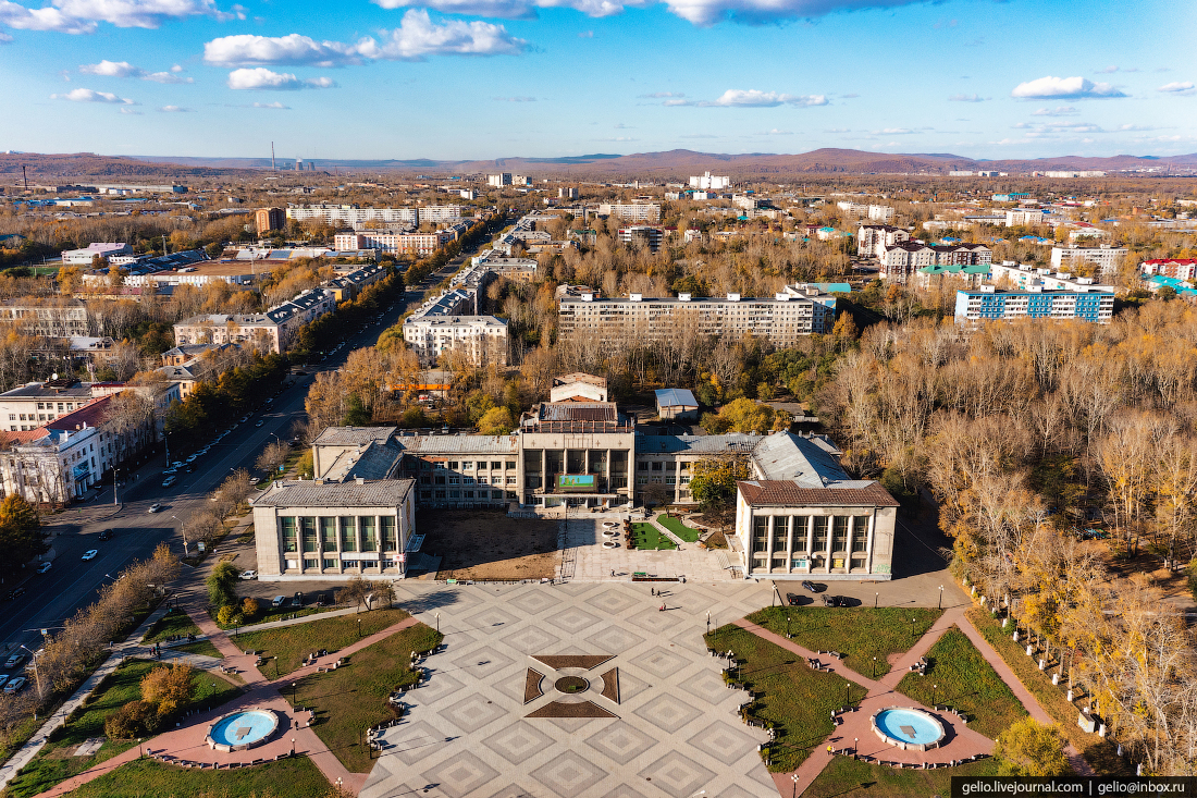 Работа в комсомольске на амуре свежие. Комсомольск город Дальний Восток. Площадь Кирова Комсомольск на Амуре. Комсомольск на Амуре природа. Комсомольск-на-Амуре с высоты.