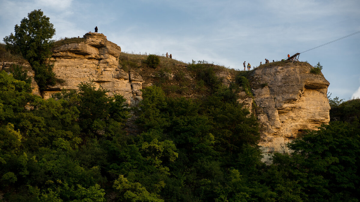 Воргольские скалы. Массив «Звонари»