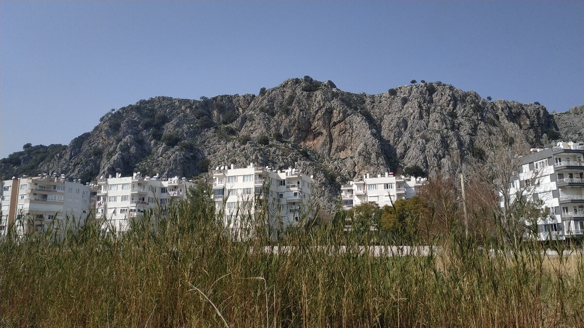 Апартаменты возле гор, красота