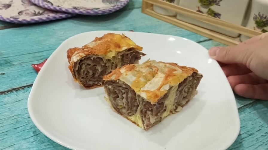 Мясной пирог из лаваша с фаршем и сыром в духовке рецепт с фото пошагово