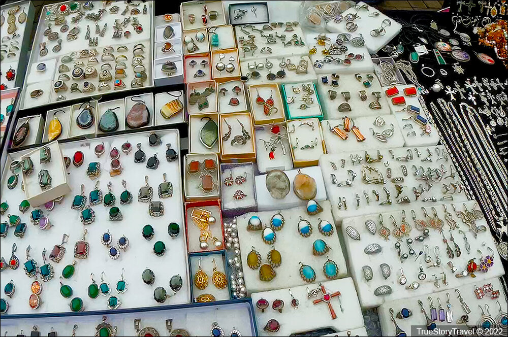 Армения - \"Ювелирка\" на уличном рынке. Что продают армянские мастера ...