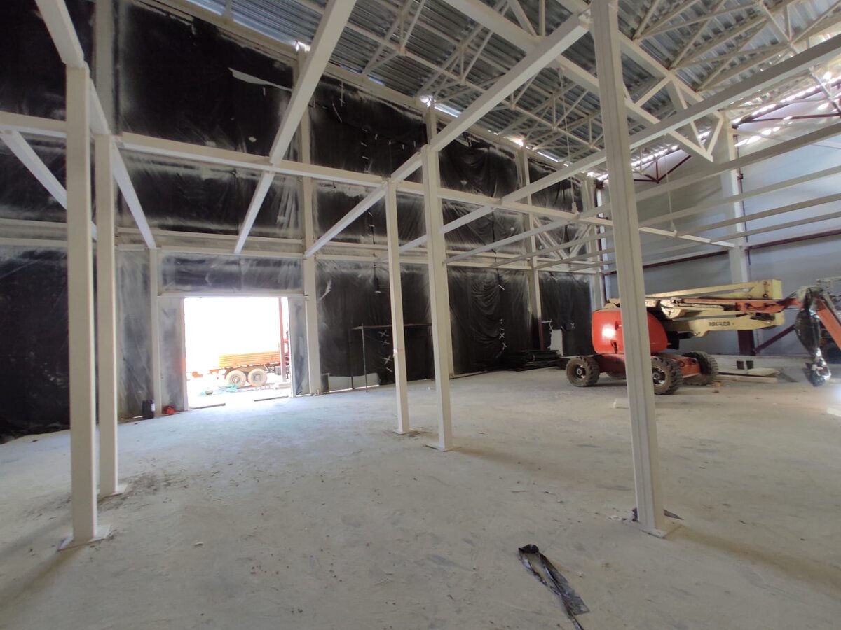 Склад сырья. Огнезащитная обработка металлоконструкций.