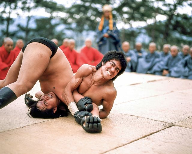 Эксперимент от Брюса за 20 лет до первого UFC Брюс Ли vs Само Хунг "Выход дракона"