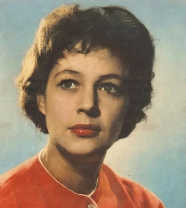 Марианна Стриженова в молодости. 