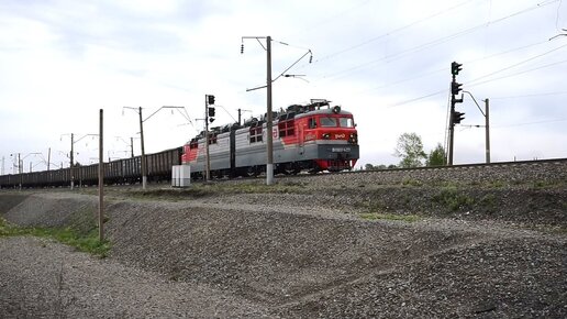 Электровоз ВЛ80С-477 и толкач ВЛ80С-739