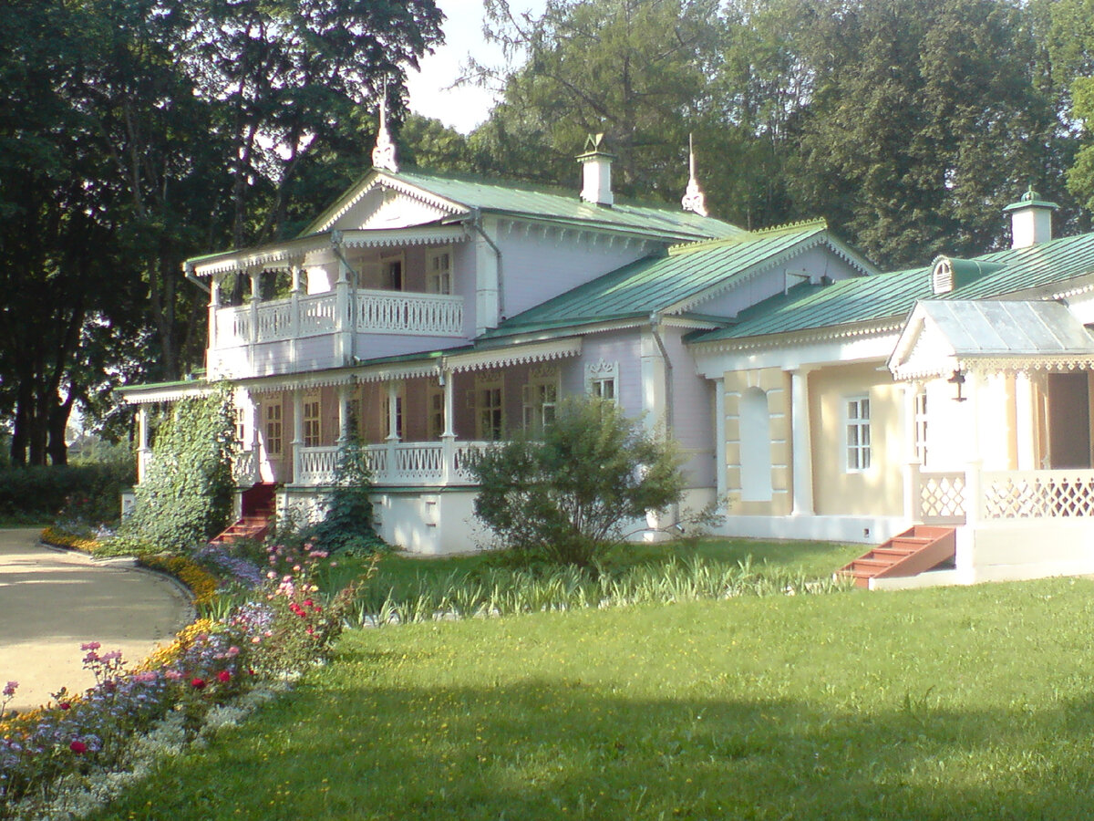 Усадьба Спасское-Лутовиново.
