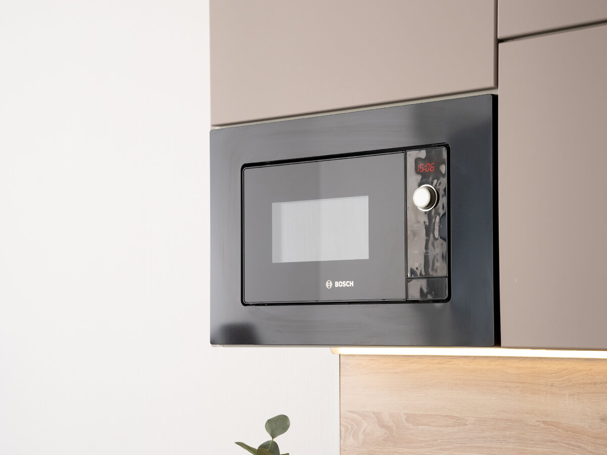 Soft-touch сочетается с встроенной техникой