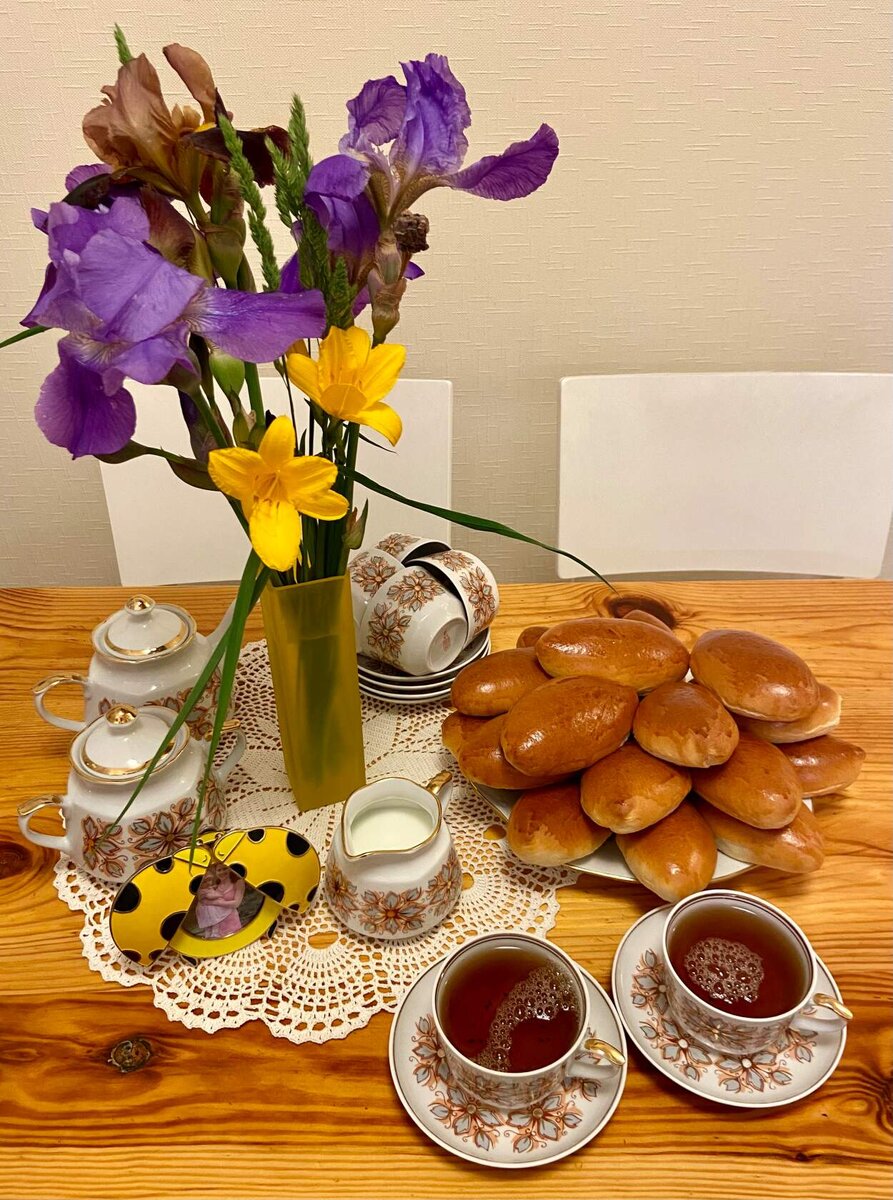 Теперь пирожки пеку только так! Рецепт очень вкусного дрожжевого теста |  кошка в лукошке 🐾 | Дзен