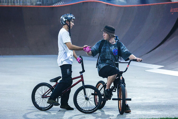 BMX Райдер Елизавета посадских