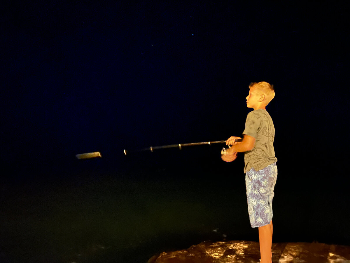 прыгнуть с пирса голым 