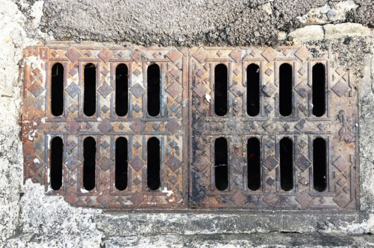    Власти Магаса ищут источник канализационной вони