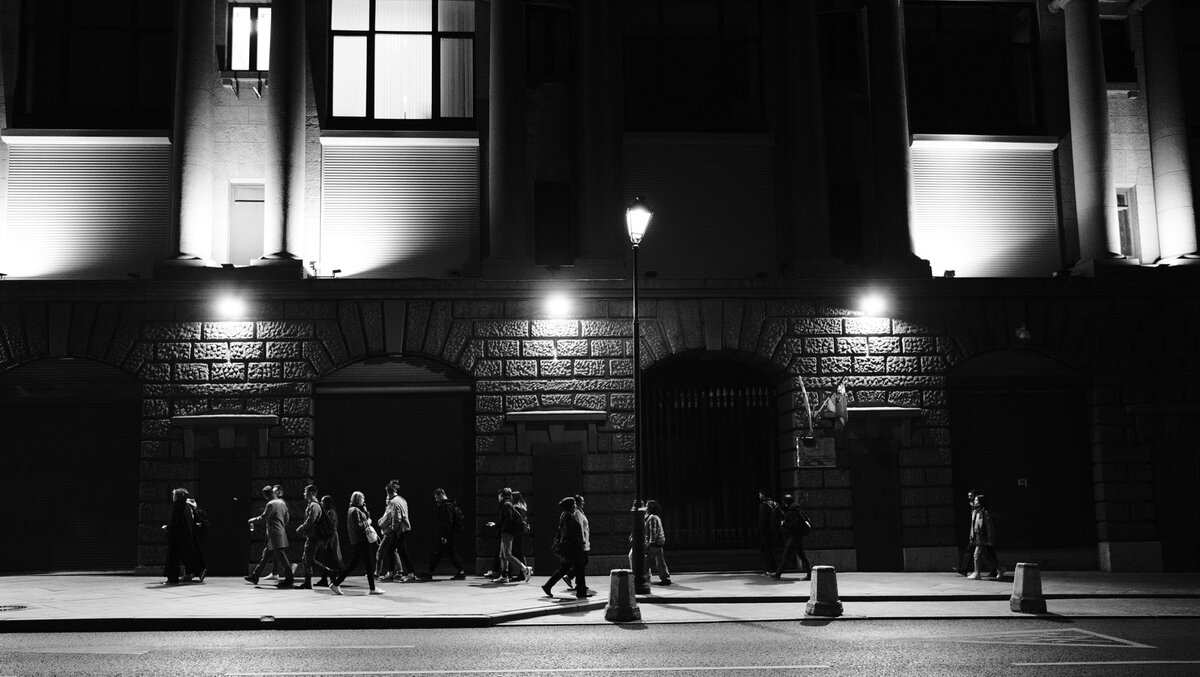 ©️Уличный фотограф Сергей Караваев, Fujifilm X-T4, Fujifilm XF 18mm f/1.4 R LM WR