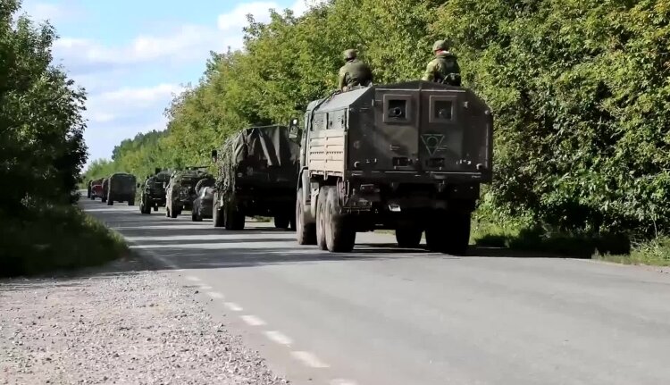    Решение о перегруппировке сил ВС РФ на харьковском направлении было связано с тем, что численность личного состава ВСУ в регионе превосходила количество российских военных примерно в 8 раз