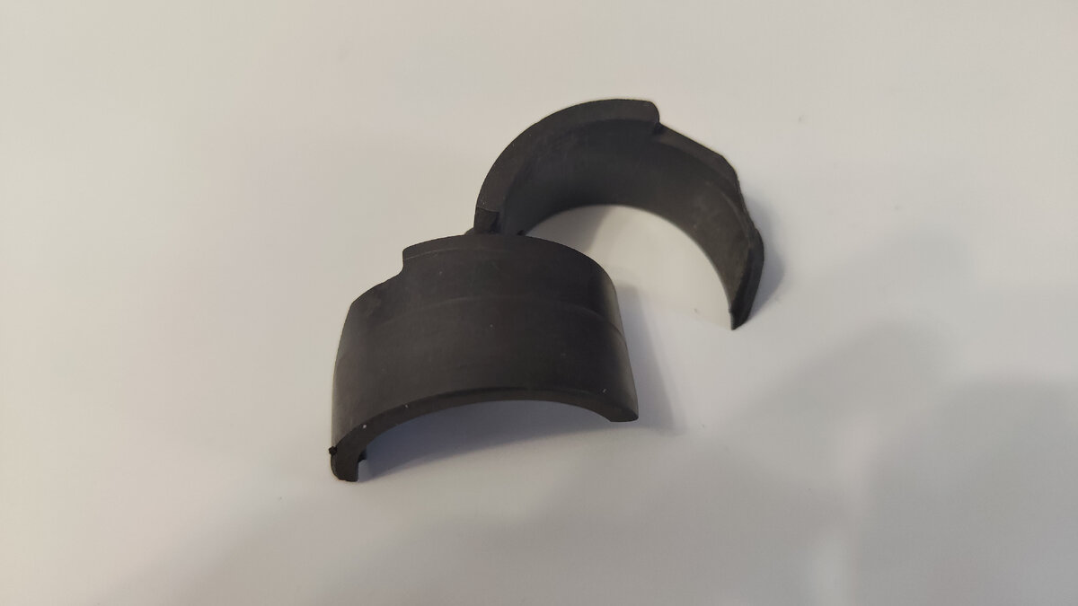 Самые крупные осколки.