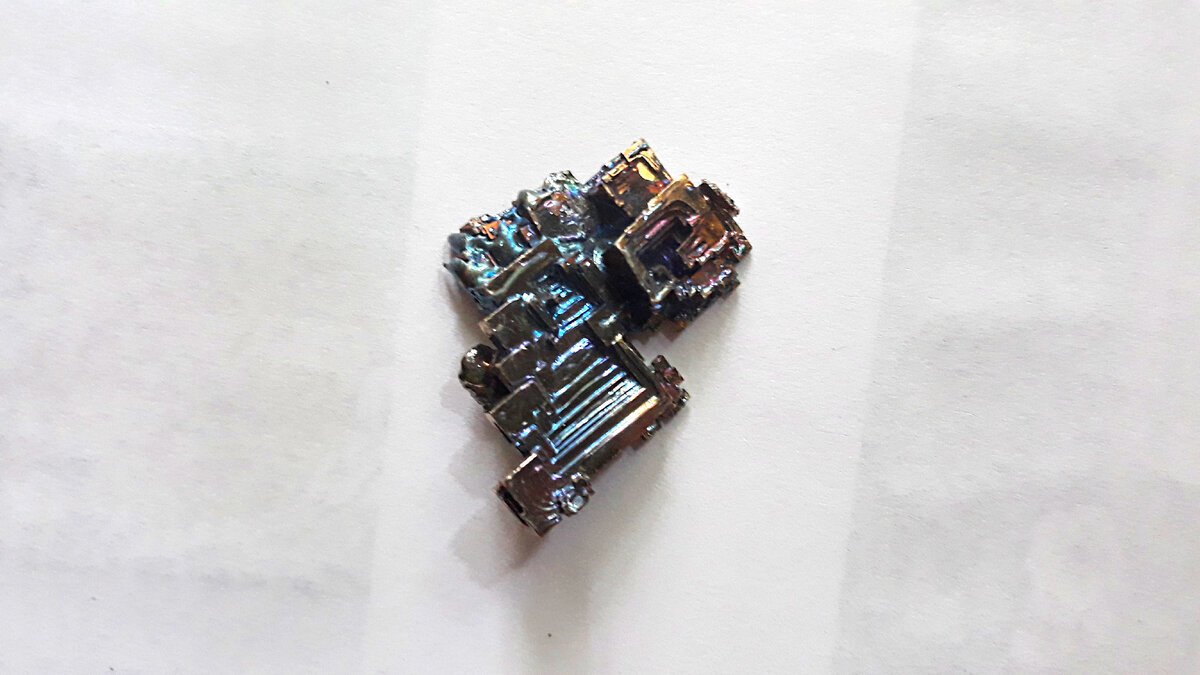 выращенный висмут